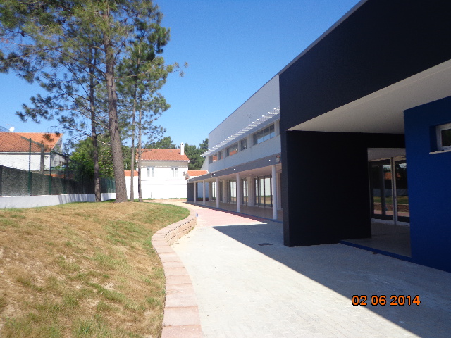 École de 1er cycle de l´enseignement fondamental – Fernão Ferro dans la ville de Redondos